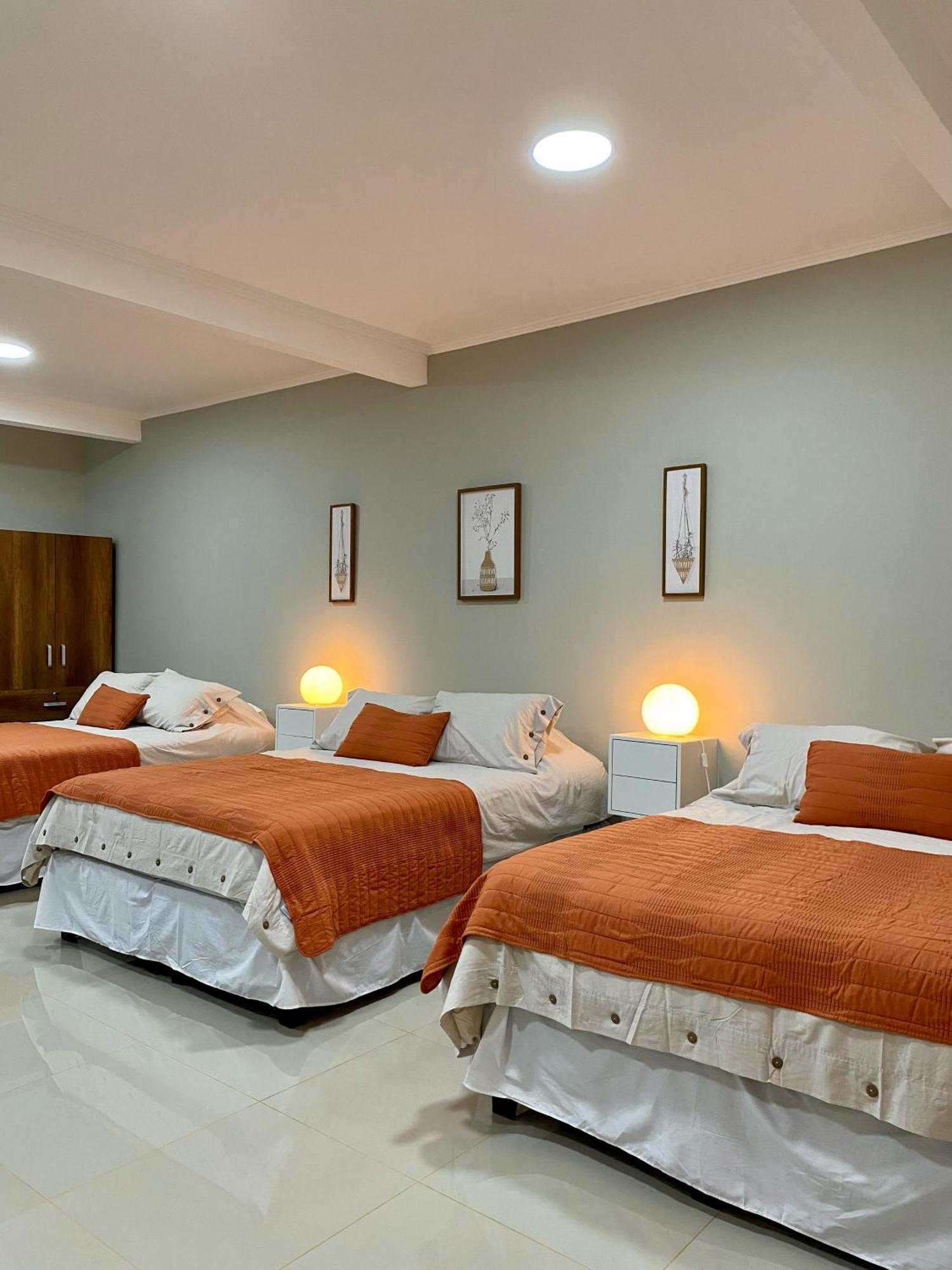 Alojamiento Rboy Las Mariposas Chillan Ngoại thất bức ảnh