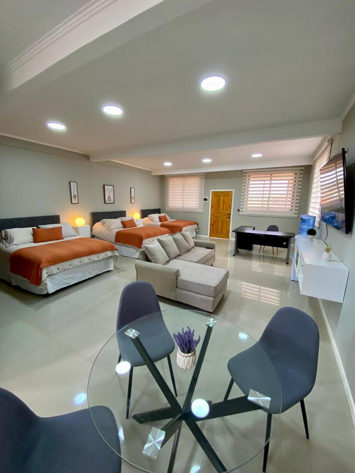 Alojamiento Rboy Las Mariposas Chillan Ngoại thất bức ảnh